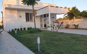 La Rustica Apartments